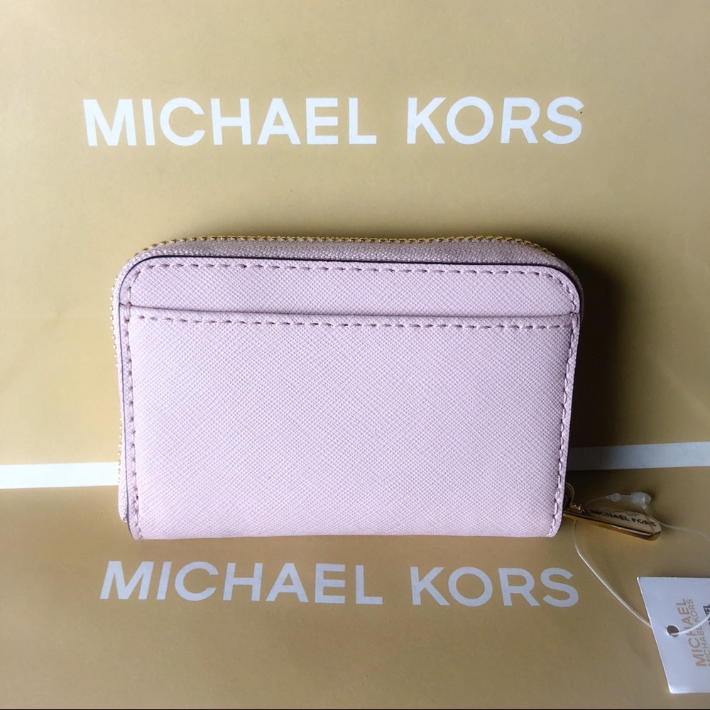 Host Pick🔥 Michael Kors Zip Coin Case Wallet - Picture 4 of 8